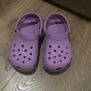 Crocs size 1
